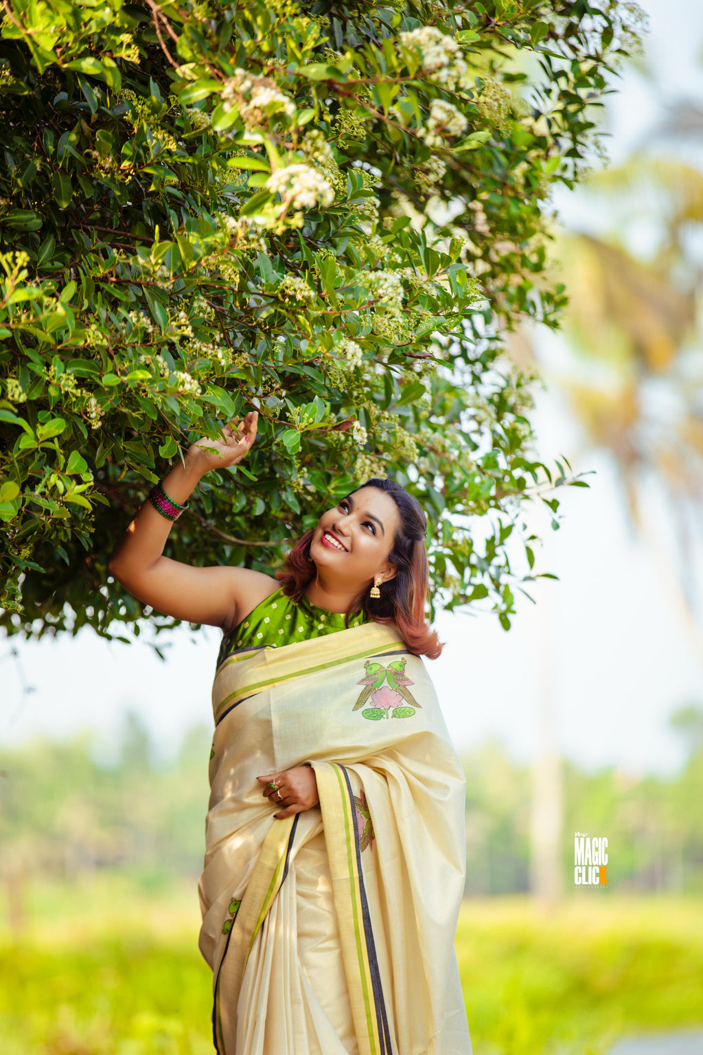 Raja Chithra - Tajore Paintings Digital Printed Tissue saree