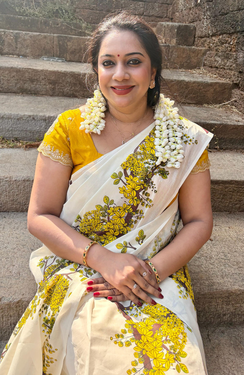 Kannikonna: kanikonna flower printed Cotton Setmundu