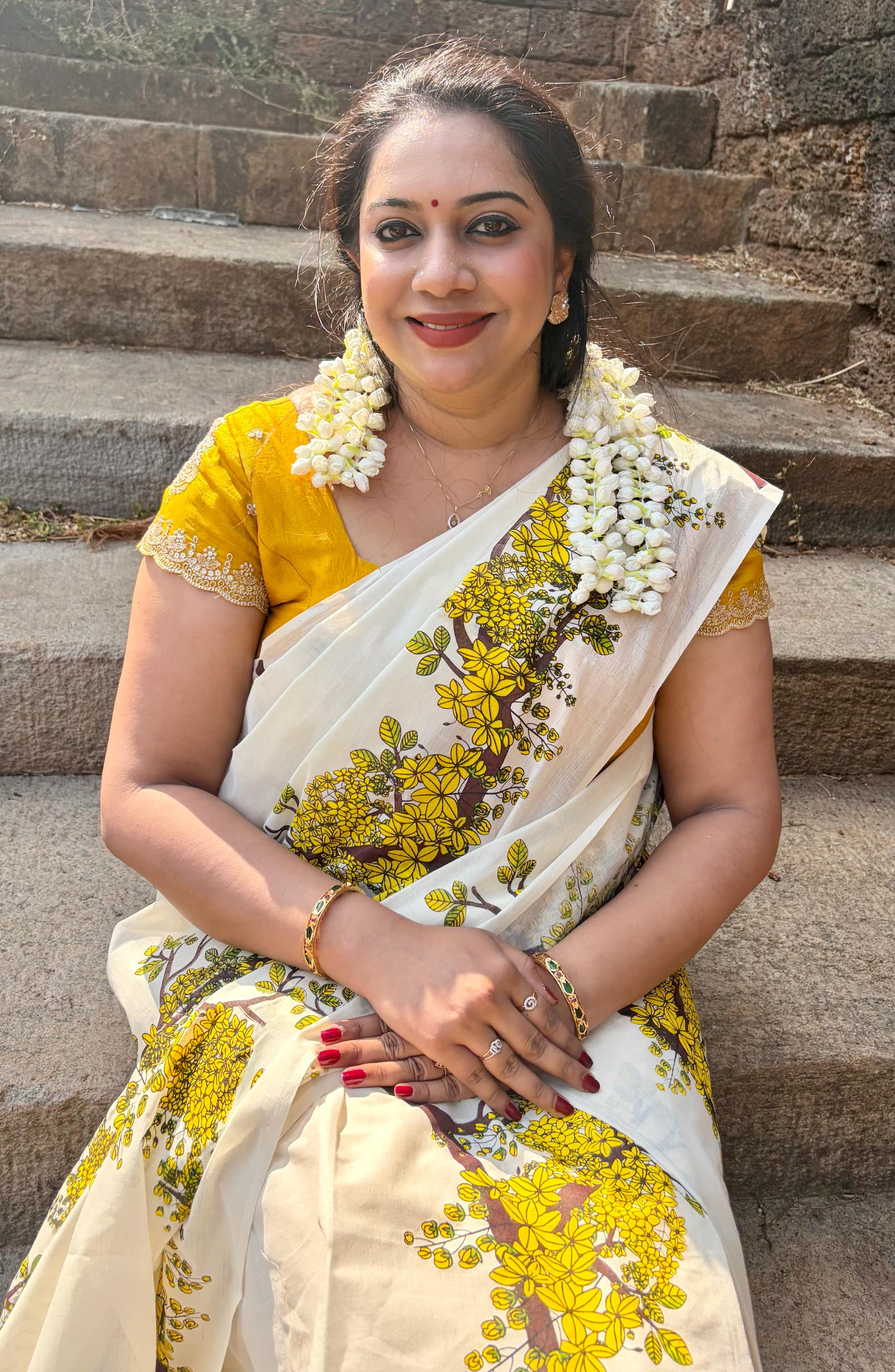 Kannikonna: kanikonna flower printed Cotton Setmundu