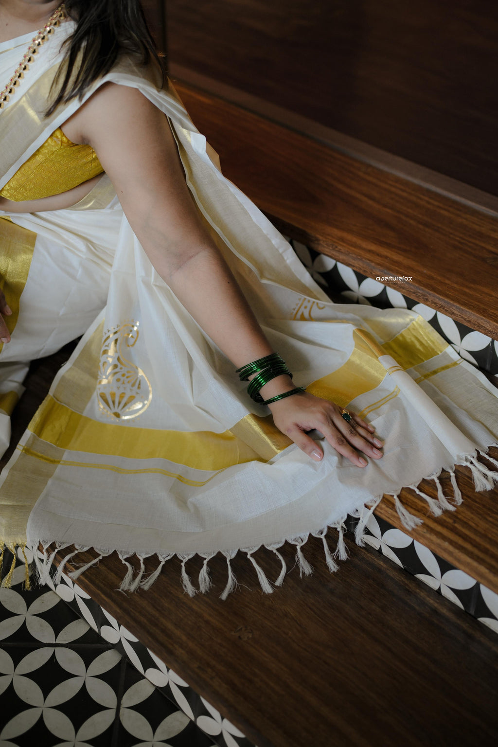 Swarnam Golden Foil Kasavu Set Mundu