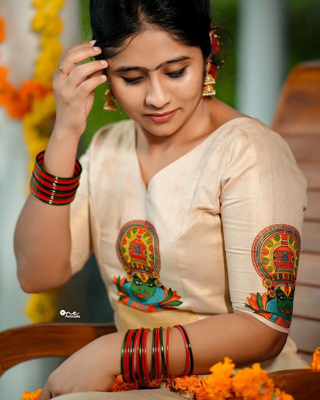 Kathakali Style Golden Tissue Pattu Pavada Material (4m)