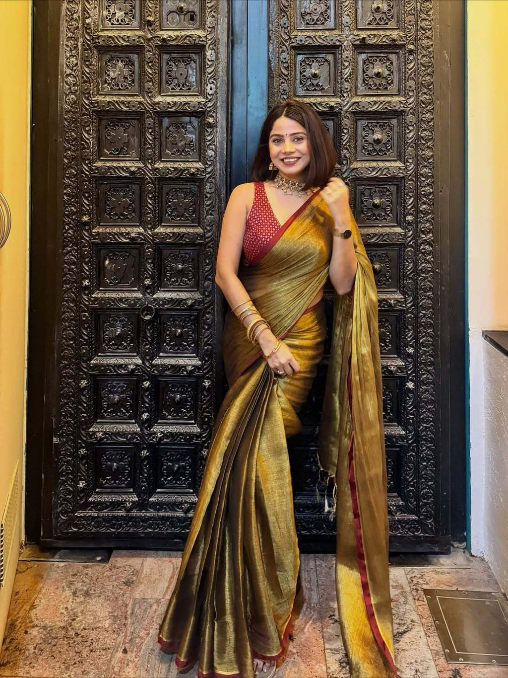 Red Border Golden Tissue Saree (6m)