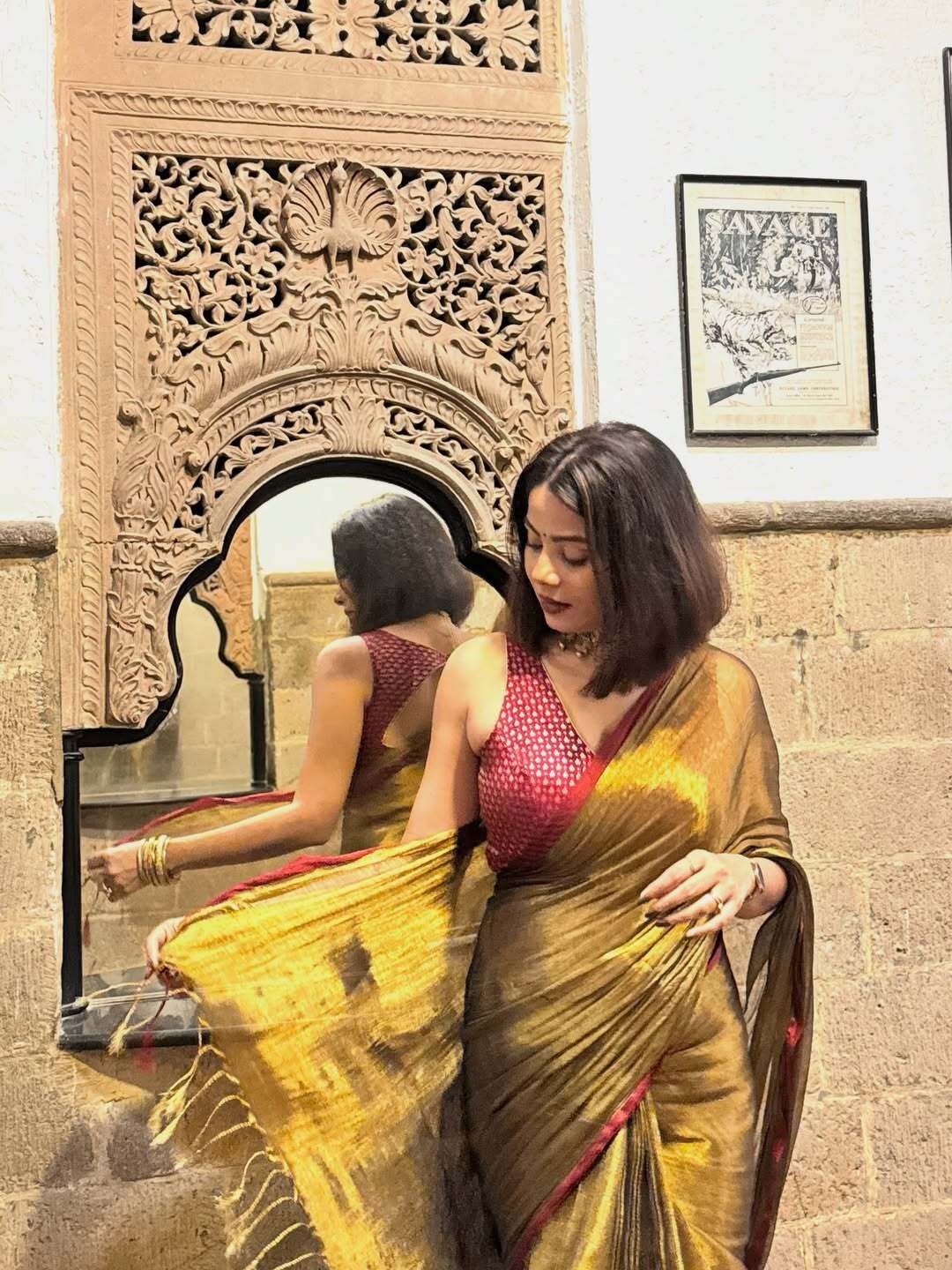 Red Border Golden Tissue Saree (6m)