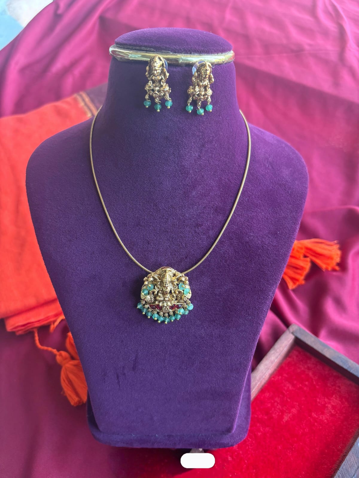 Pendant Removable neckset