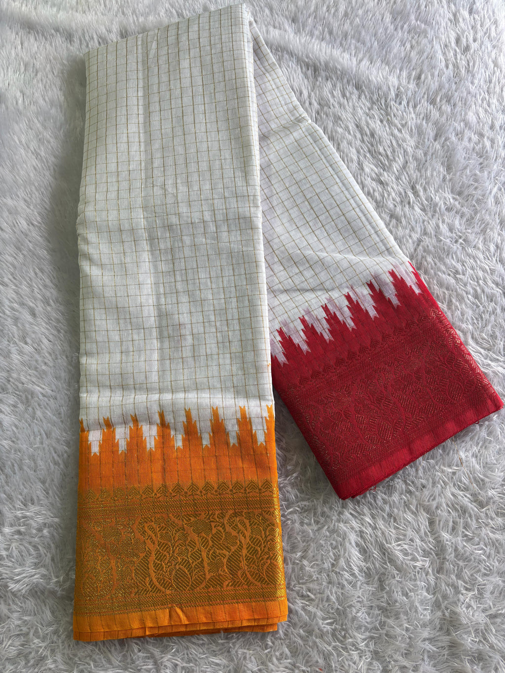 Ganga Jamuna Border Jari Checks Cotton Saree