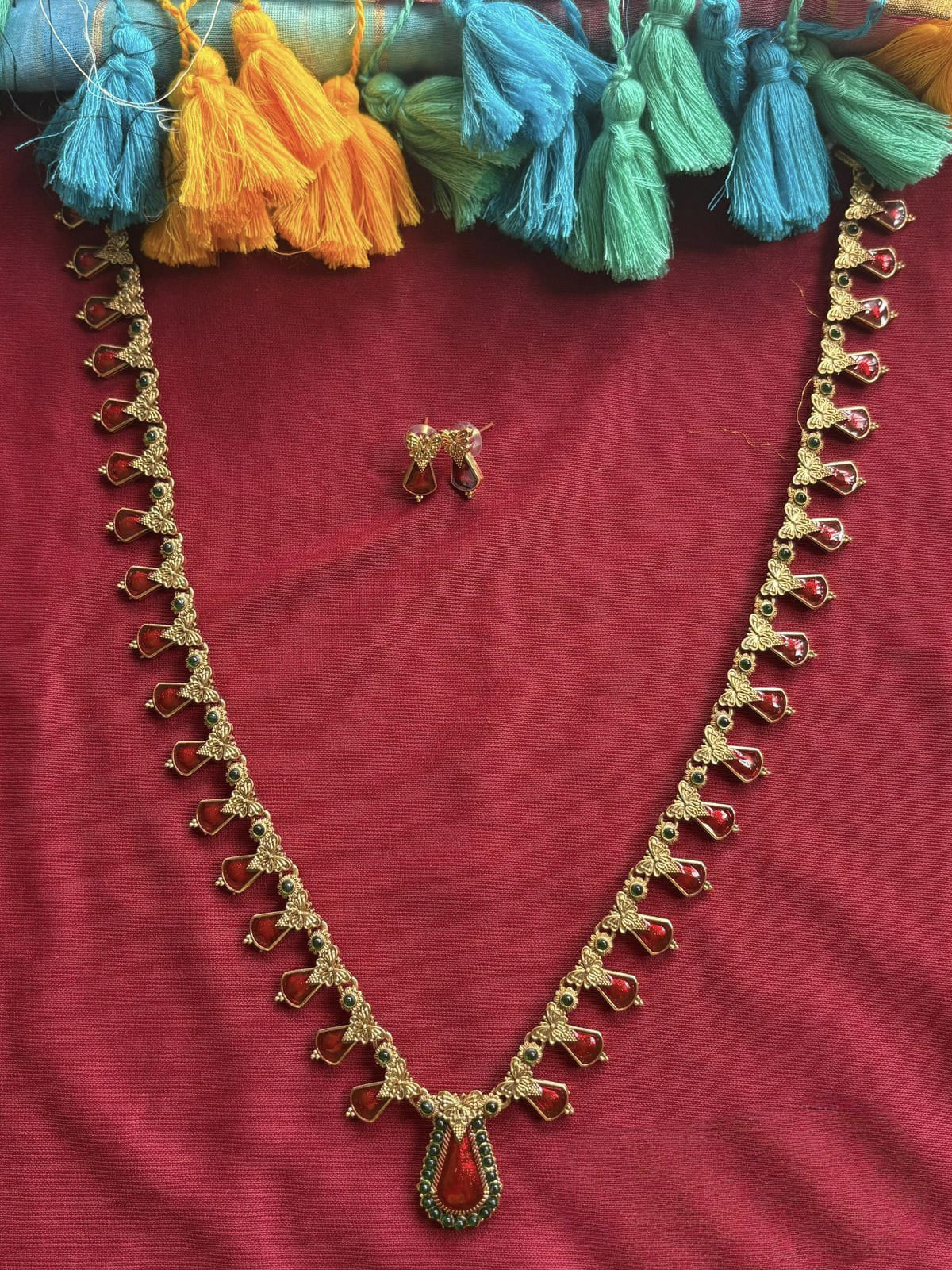Nagapadam long necklace