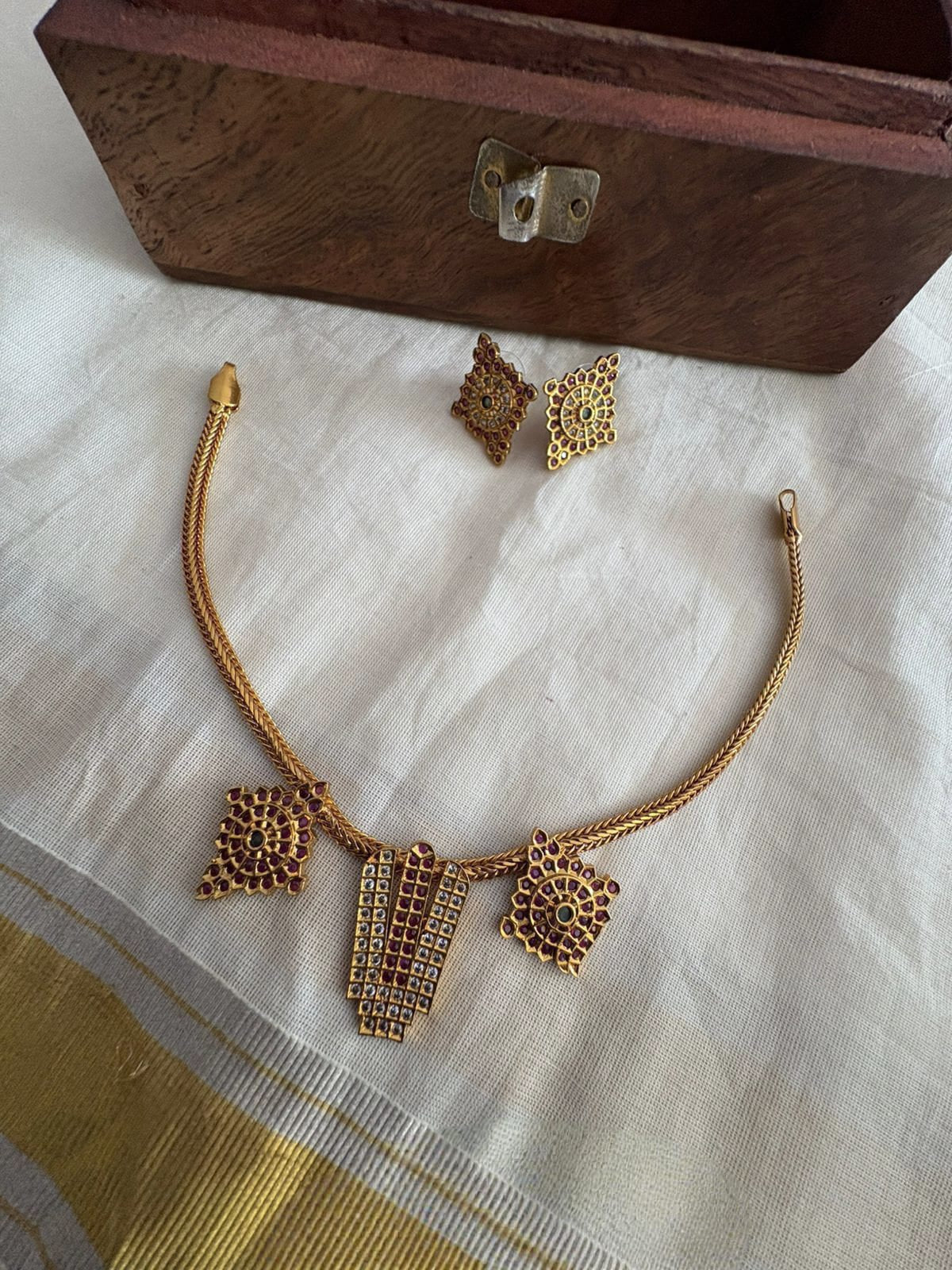 Balaji neck set
