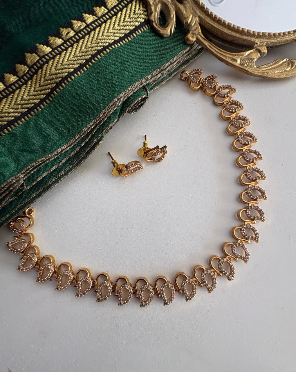 Stone necklace