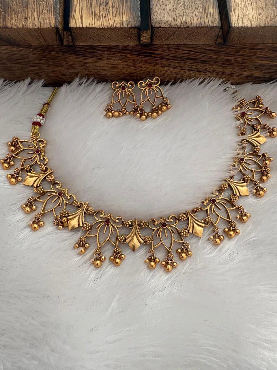 Niranjana necklace