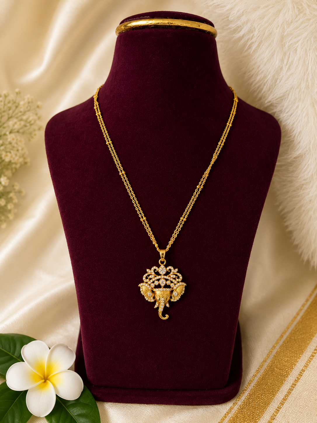 VINAYAKA NECKLACE