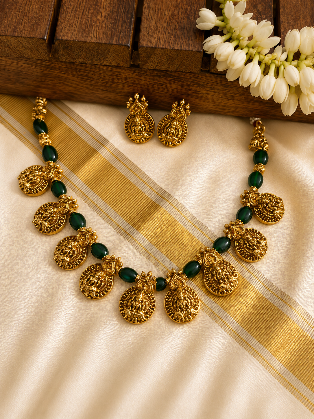Saritha necklace